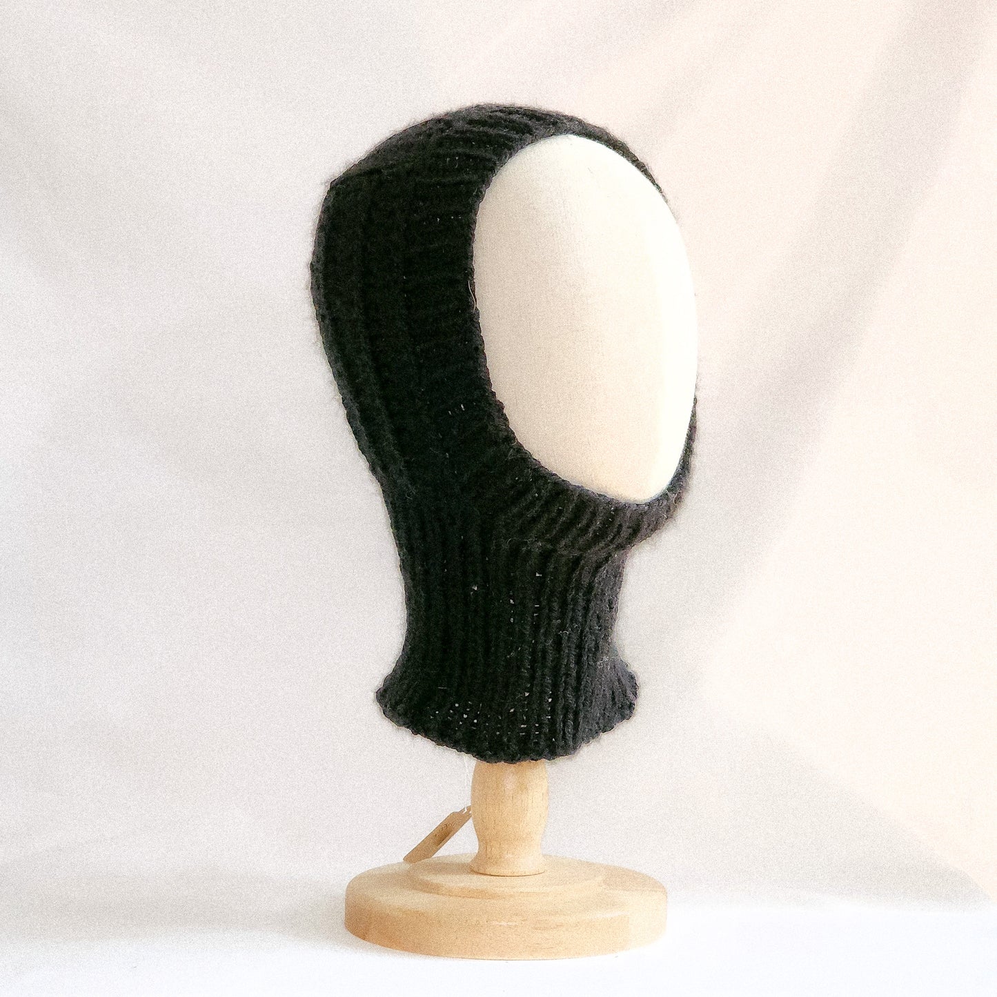 Tightened neck balaclava