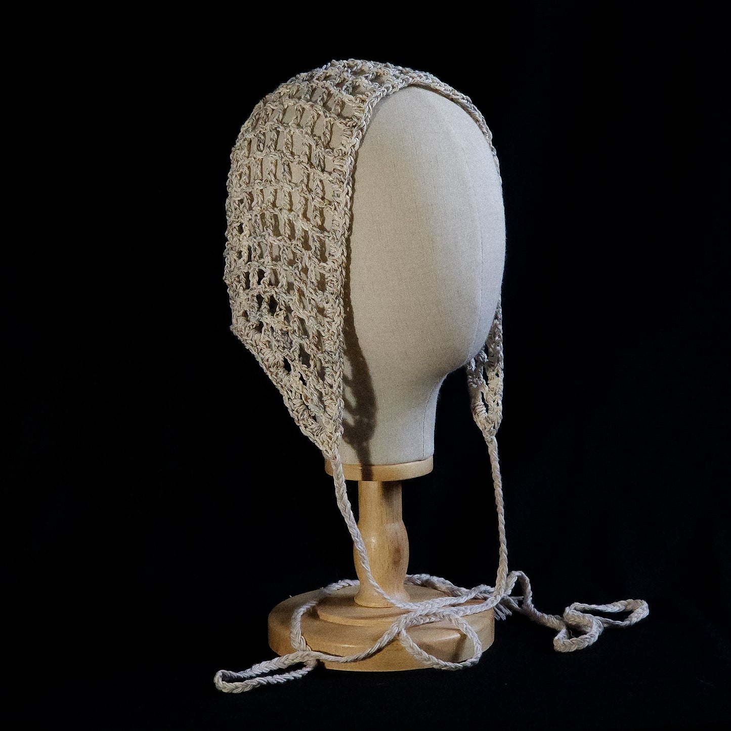 Pie hat mix of beige