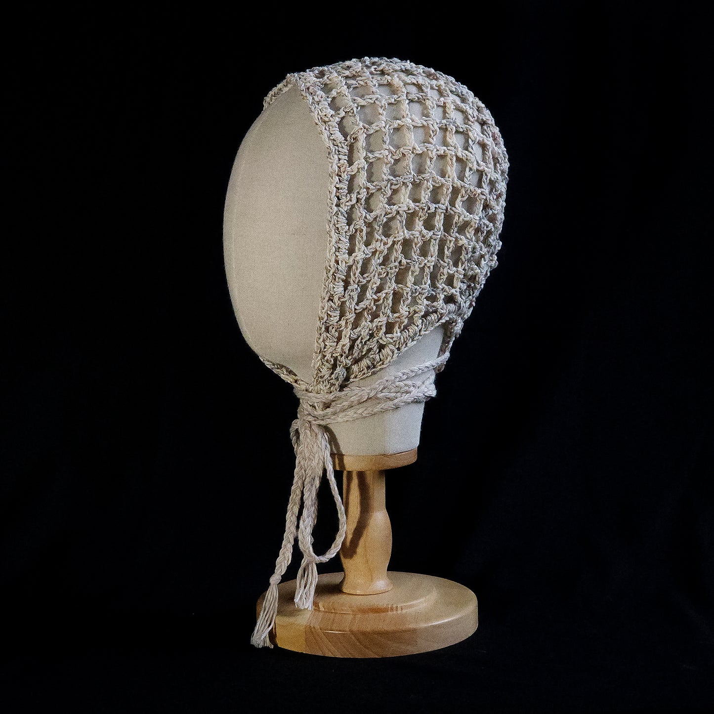 Pie hat mix of beige