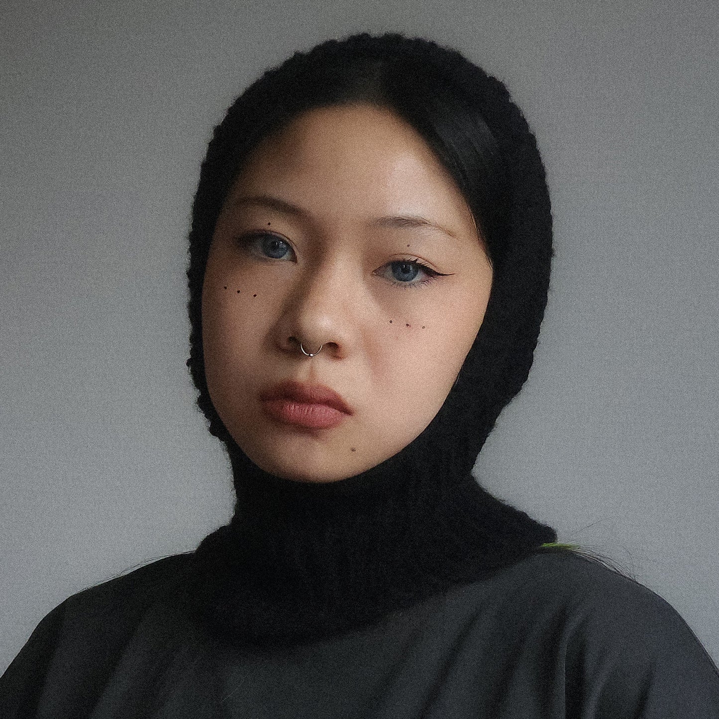 Tightened neck balaclava