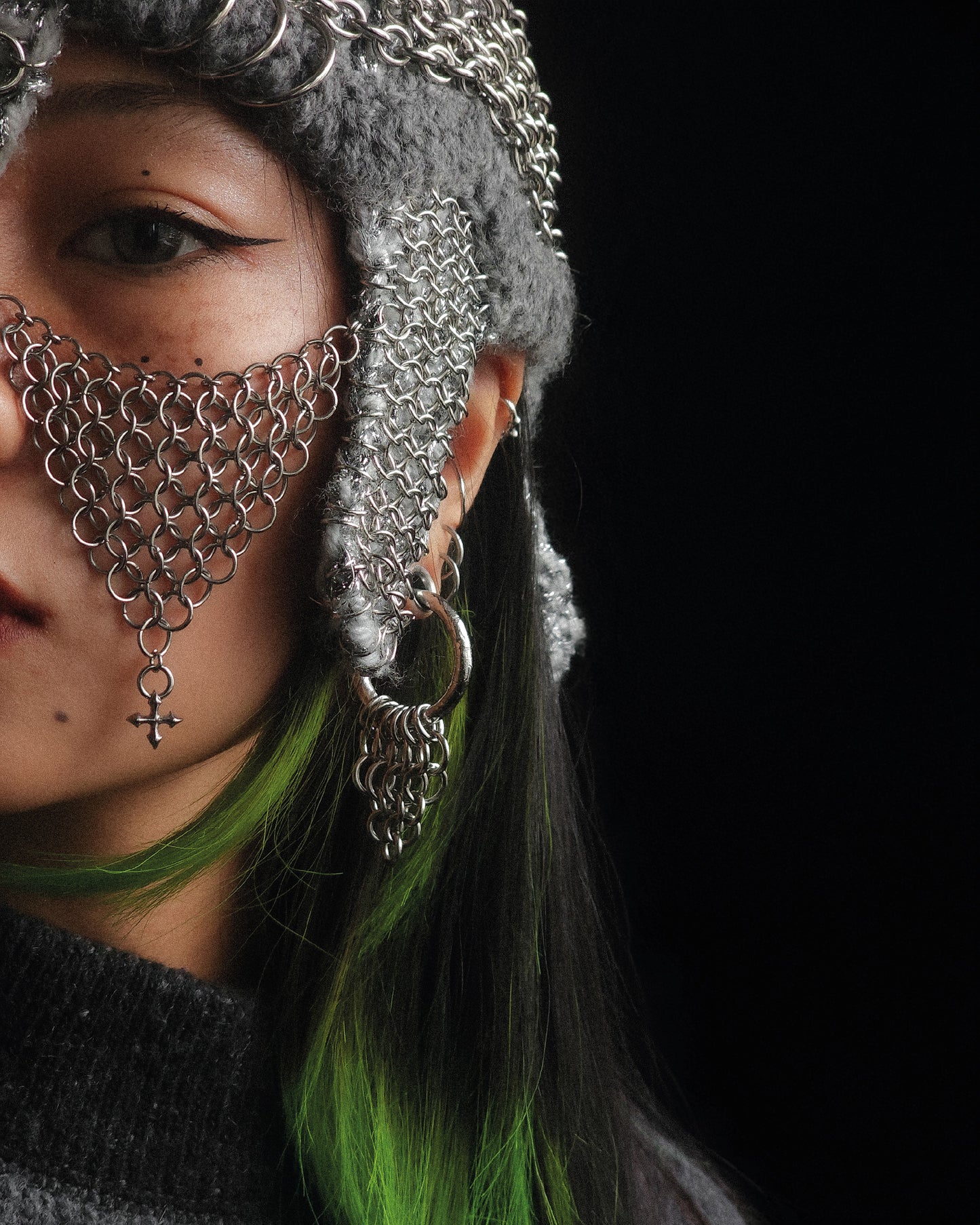 Omnia Arcana Helmet, Amas Verdâtre X Ask&Embla