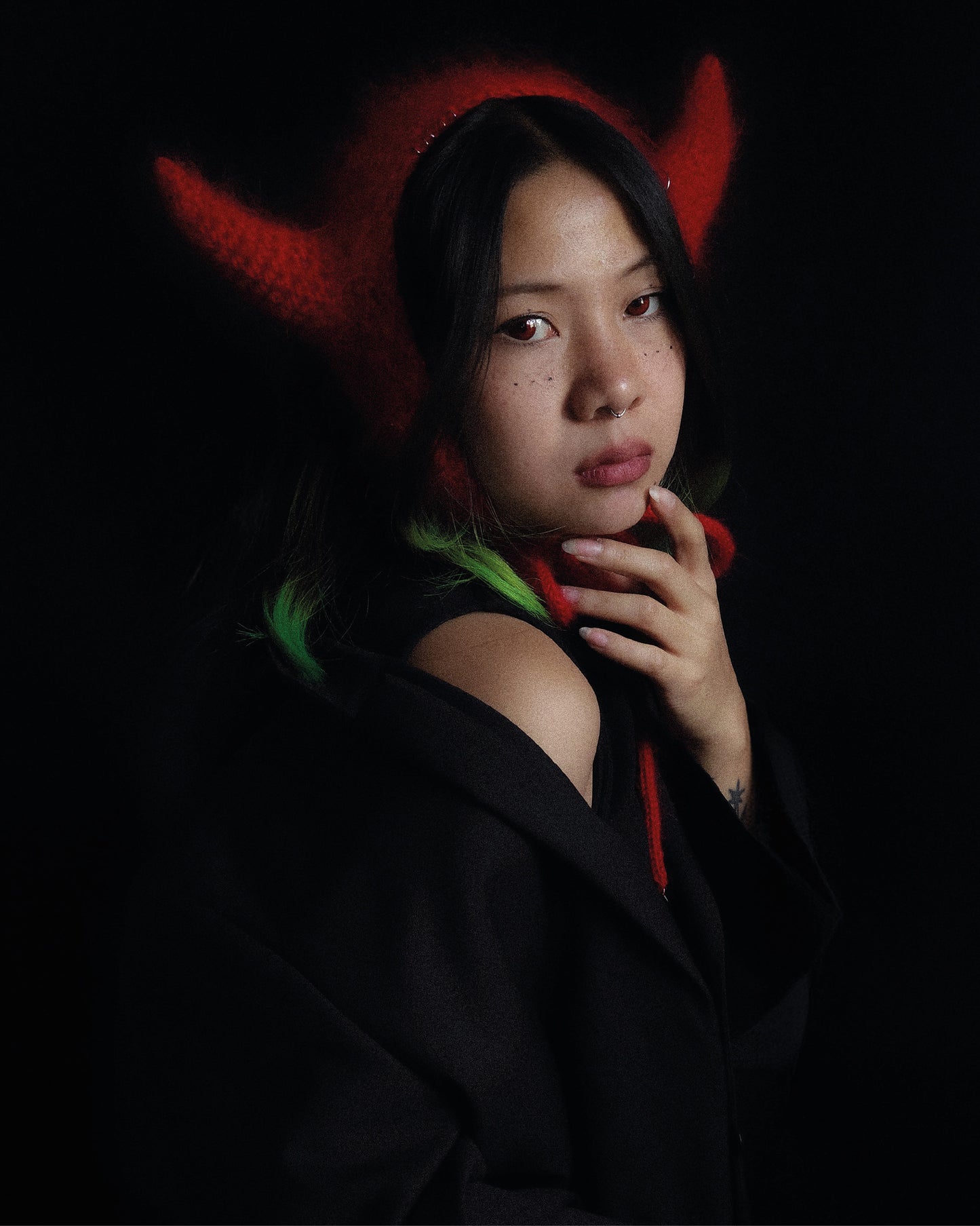 Demon earmuff