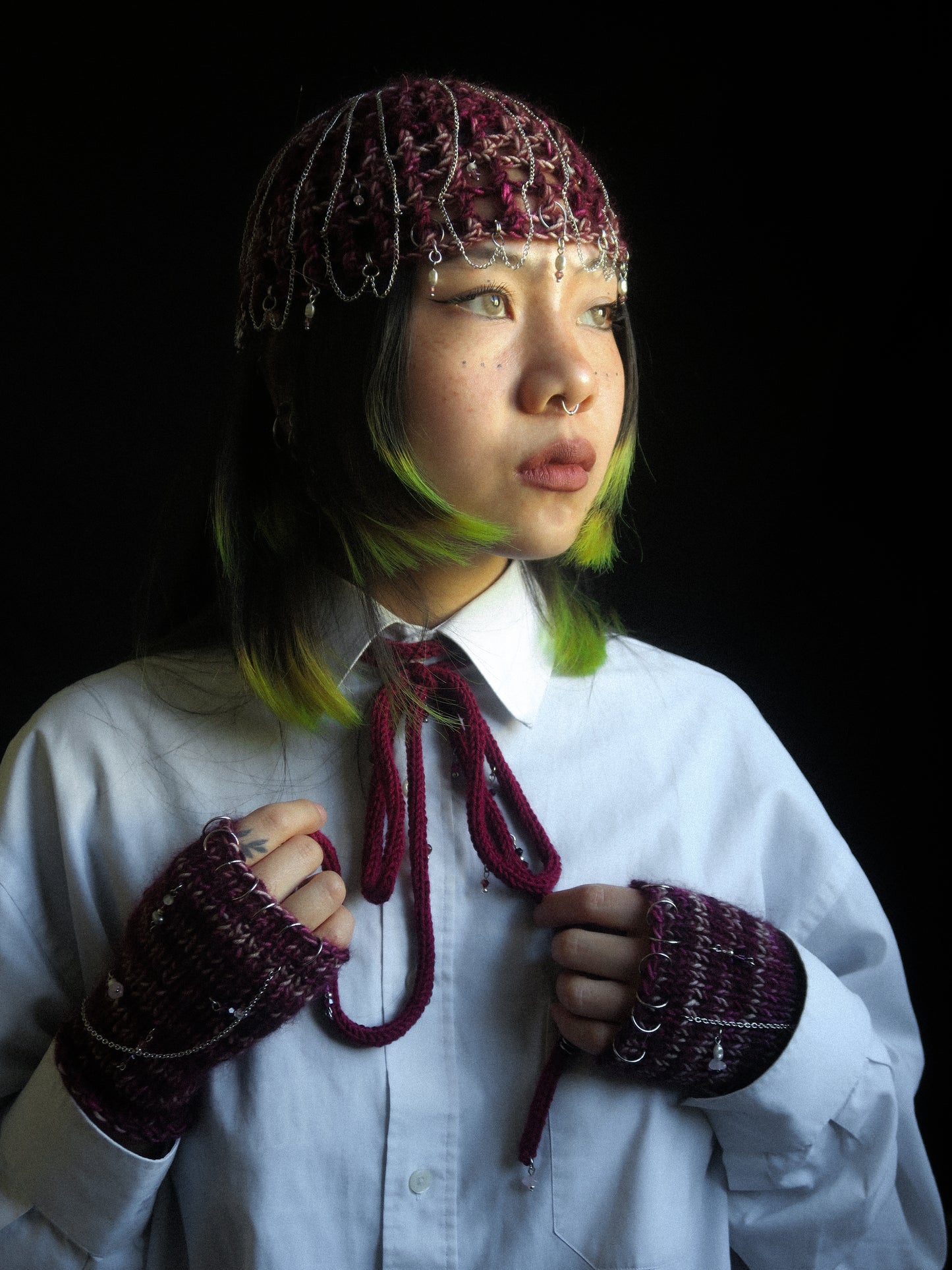 Chained Fluffy Wine Fishnet Hat