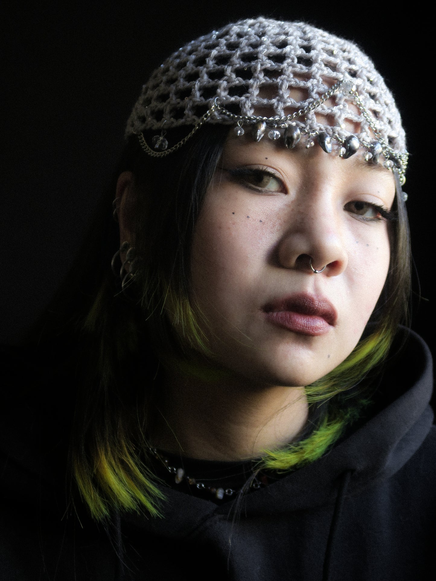 Mother-of-pearl Fishnet Hat