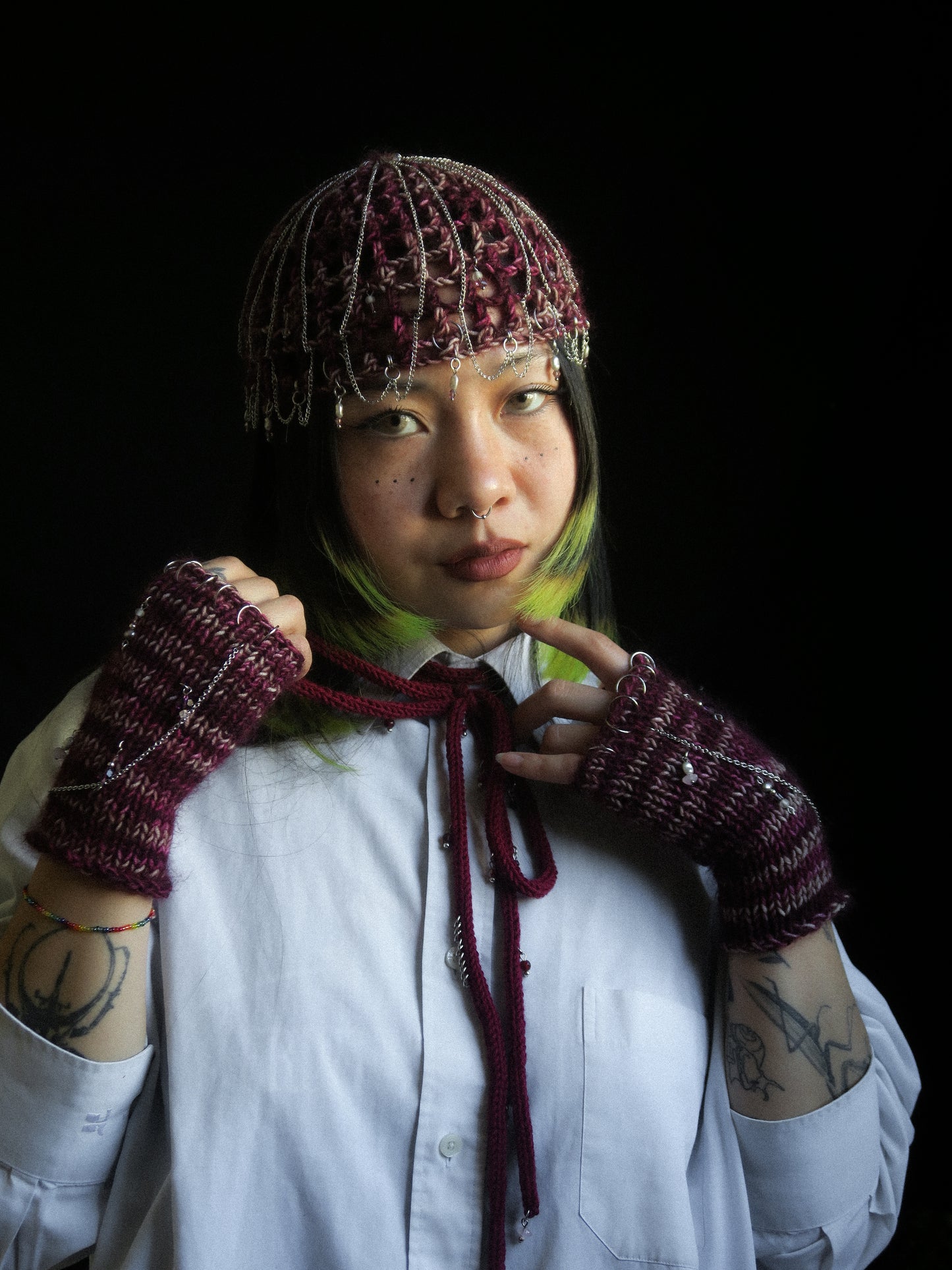 Chained Fluffy Wine Fishnet Hat