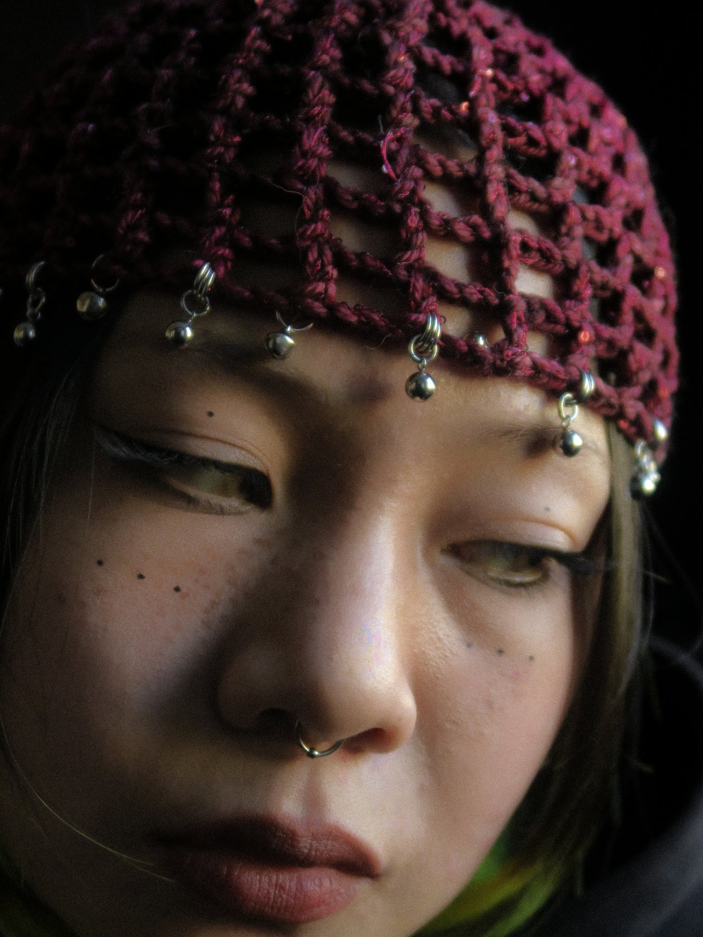 Tinkling Burgundy Fishnet Hat