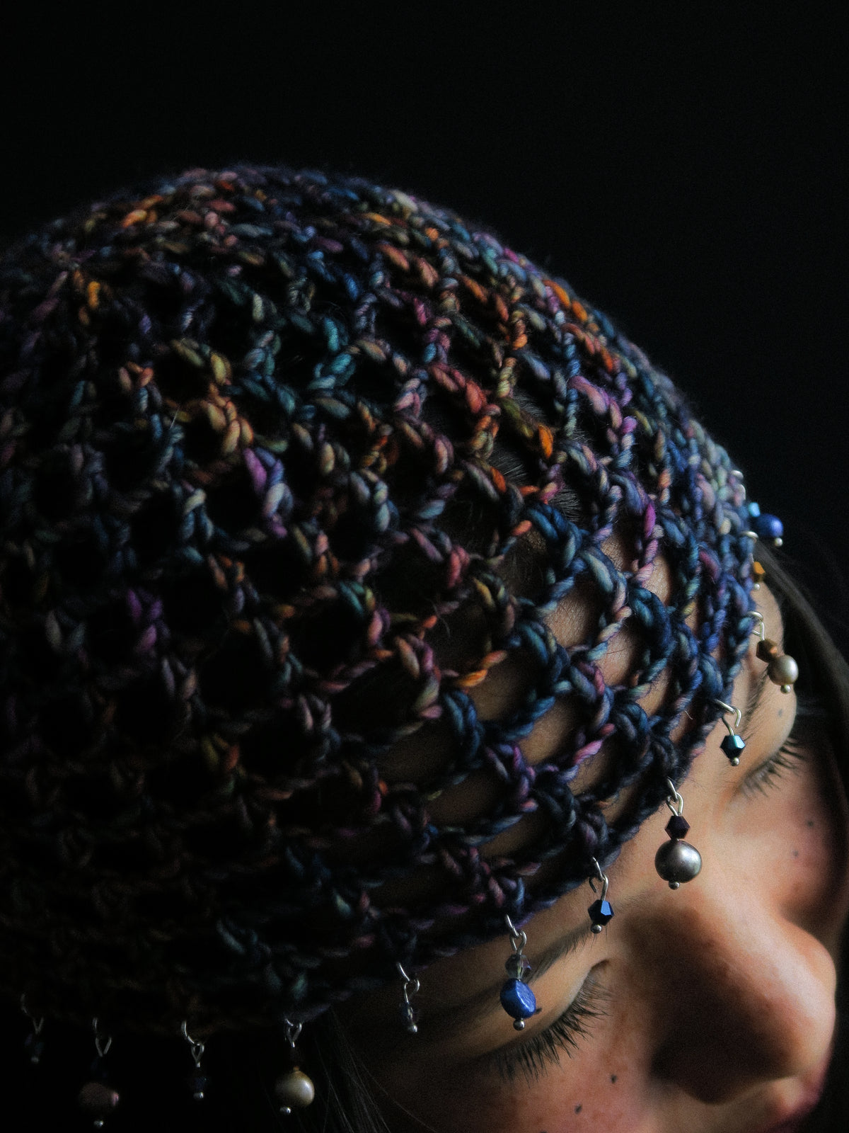 Dark Pearls Fishnet Hat