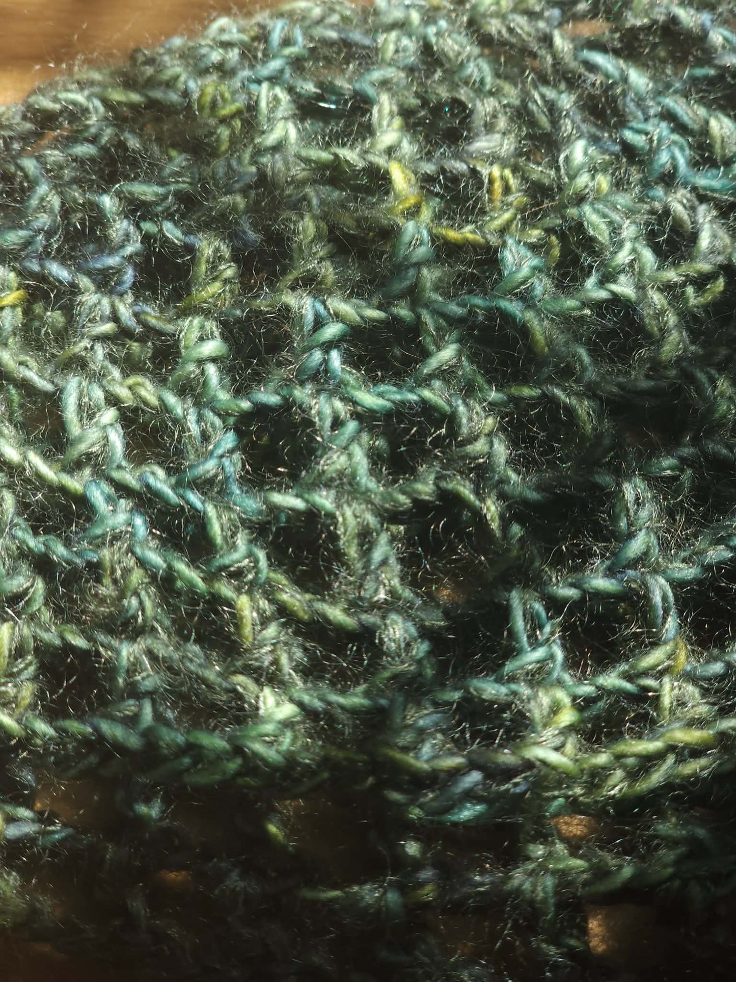 Fluffy Serpentine Fishnet Hat